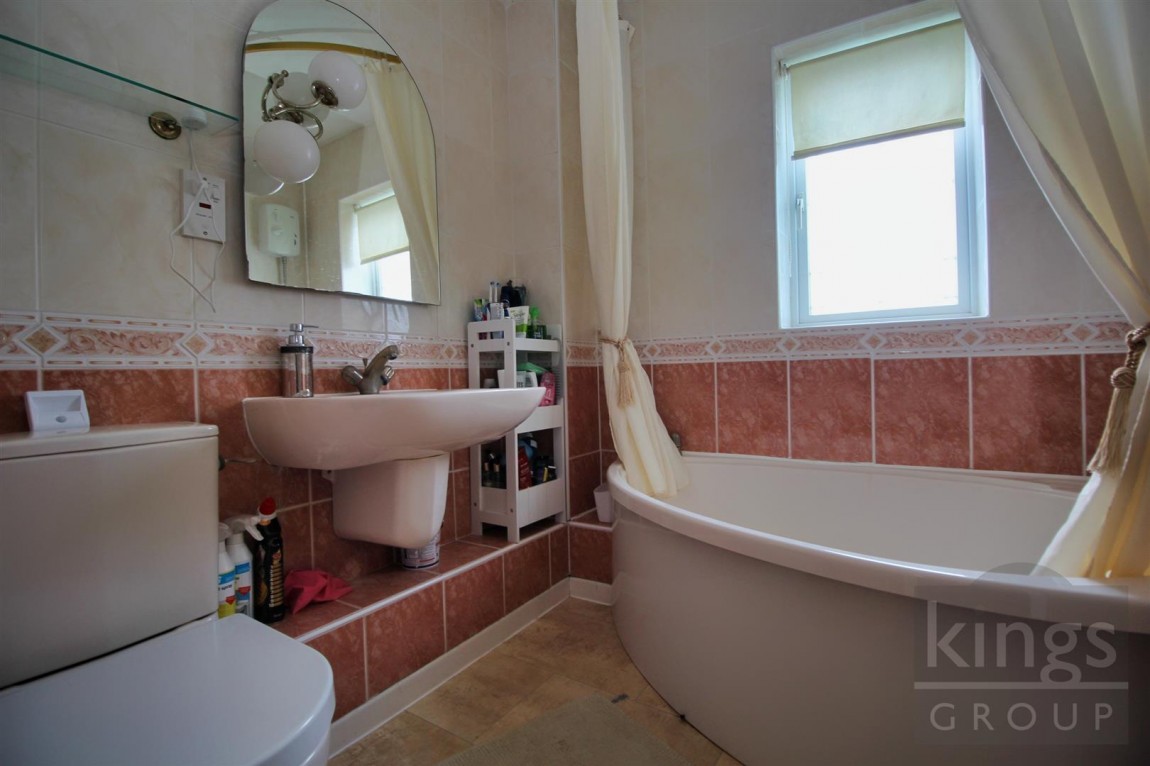 Images for Oakview Close, Cheshunt, Waltham Cross