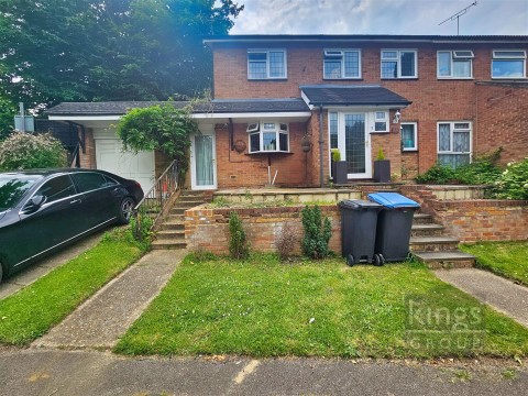 Finchmoor, Harlow - EAID:KingsGroupApi2020, BID:30208-3