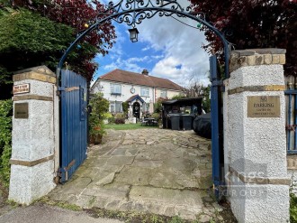 Crooked Mile, Waltham Abbey