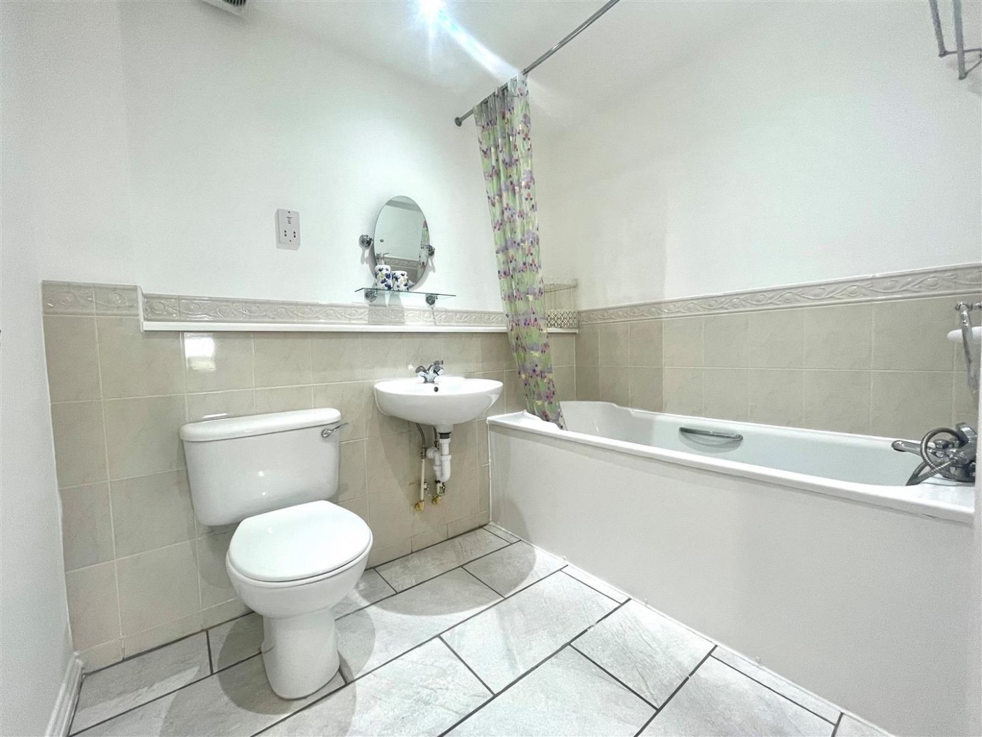 Images for Cobham Close, Enfield