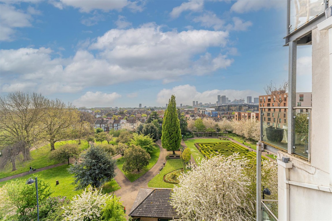 Images for McFadden Court, Buckingham Road, London