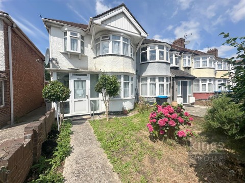 Great Cambridge Road, Enfield - EAID:KingsGroupApi2020, BID:30208-1