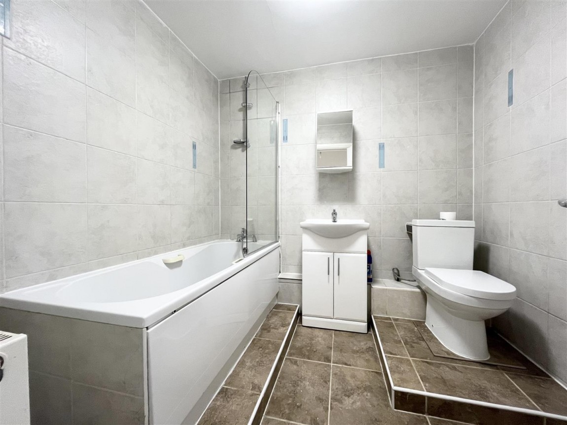 Images for Turners Hill, Cheshunt, Waltham Cross