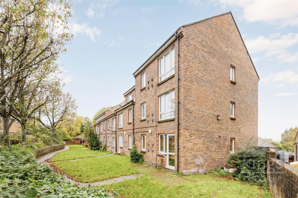 Images for Westcott Close, London