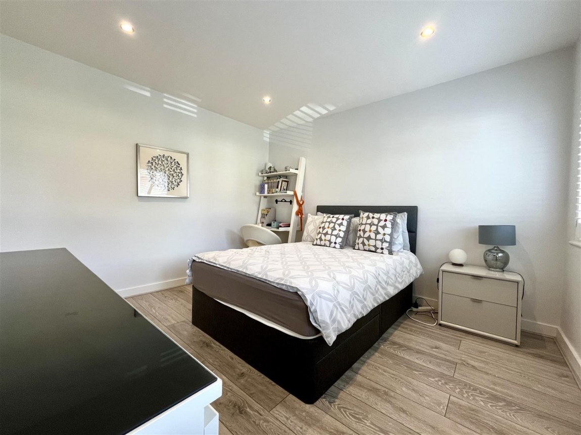 Images for Boleyn Avenue, Enfield