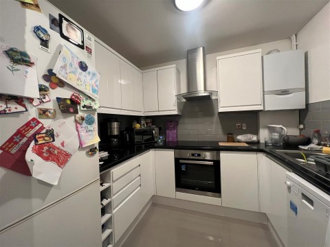 Heathfield Close, London - EAID:KingsGroupApi2020, BID:30208-12