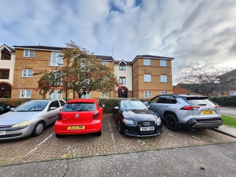 Beaufort Close, London - EAID:KingsGroupApi2020, BID:30208-15