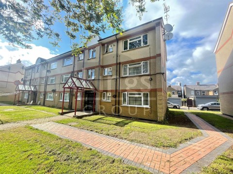 Harveyfields, Waltham Abbey - EAID:KingsGroupApi2020, BID:30208-11