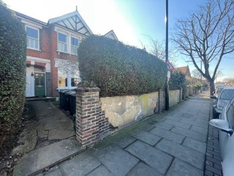 Lansdowne Road, Tottenham - EAID:KingsGroupApi2020, BID:90994-1955